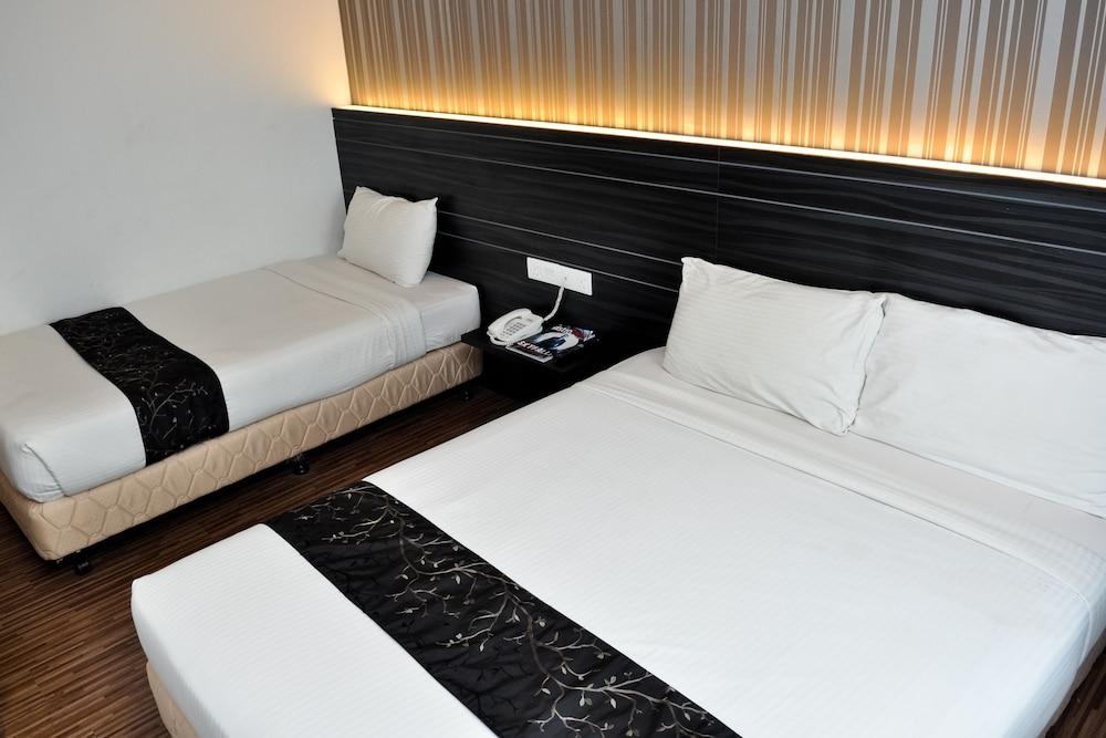 Signature Hotel Kuantan Eksteriør billede
